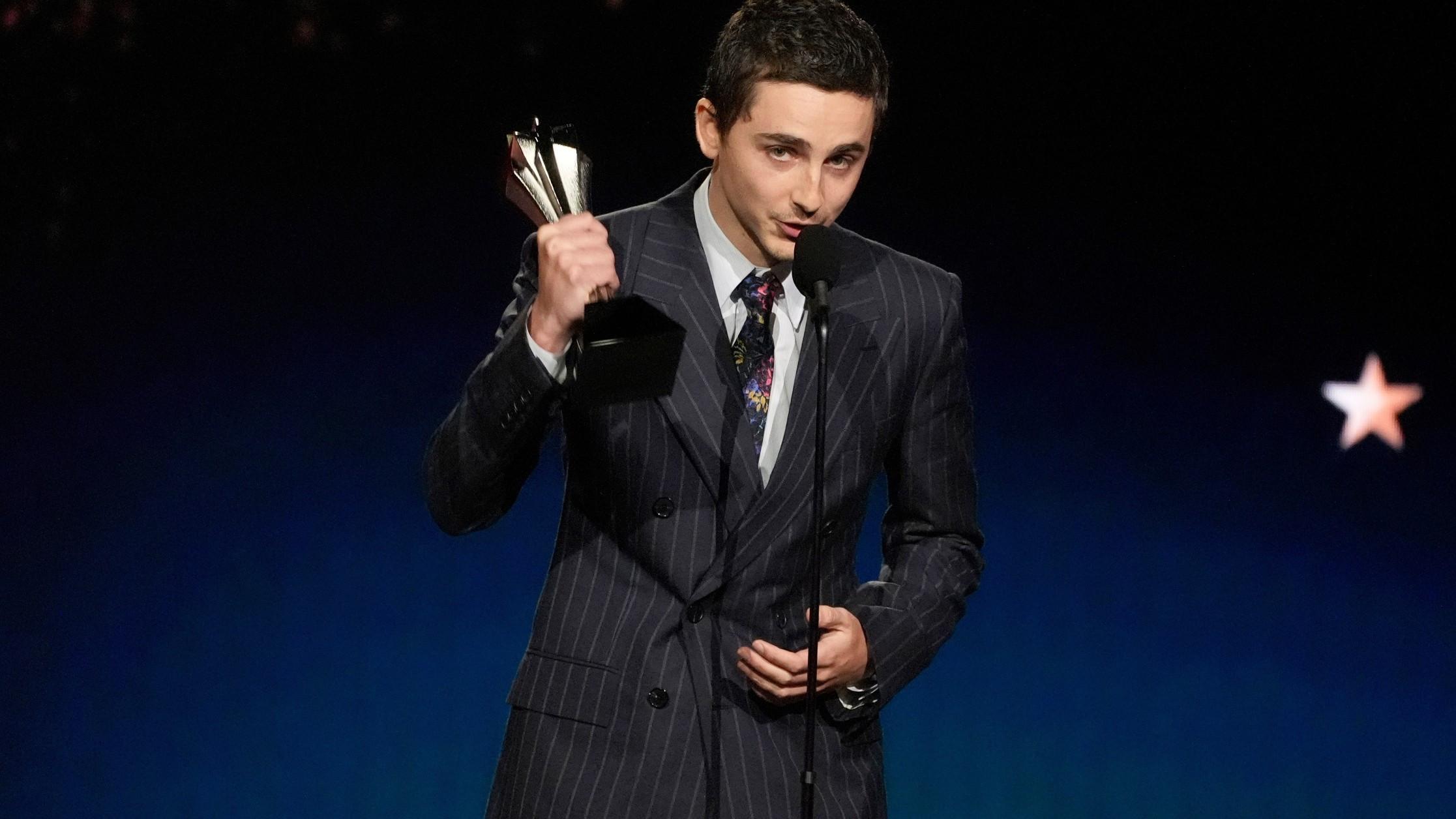 Critics Choice Awards boost Oscars momentum