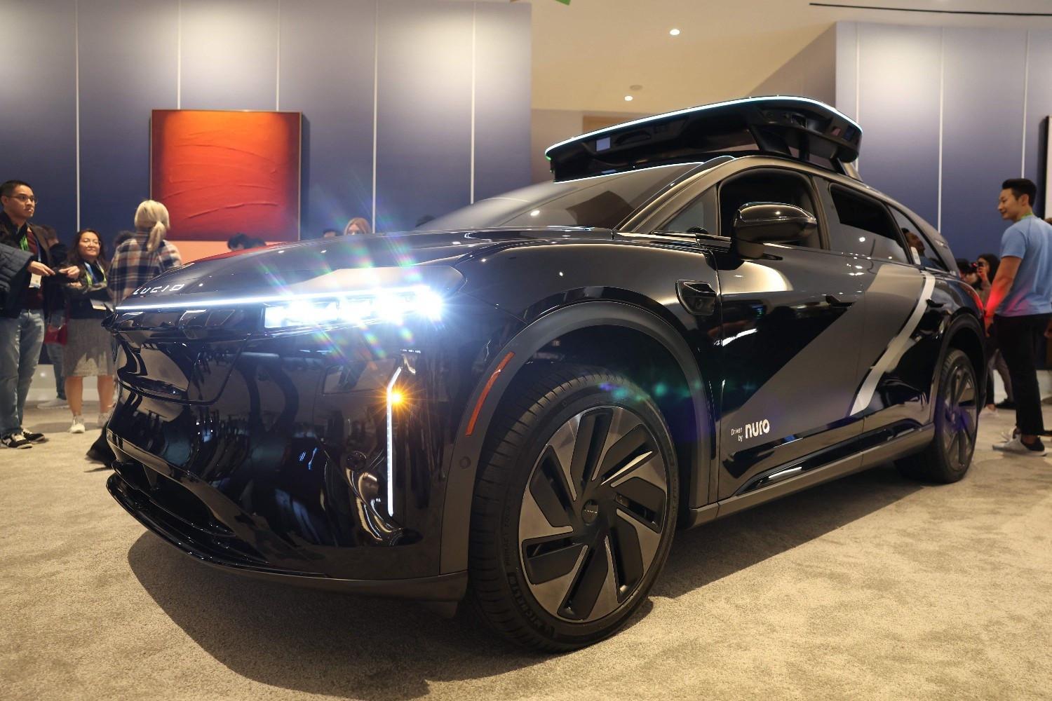 Uber shows off its robotaxi heading for San Francisco