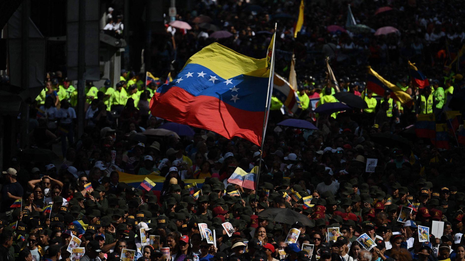 New Venezuela leader says 'no foreign power' running country