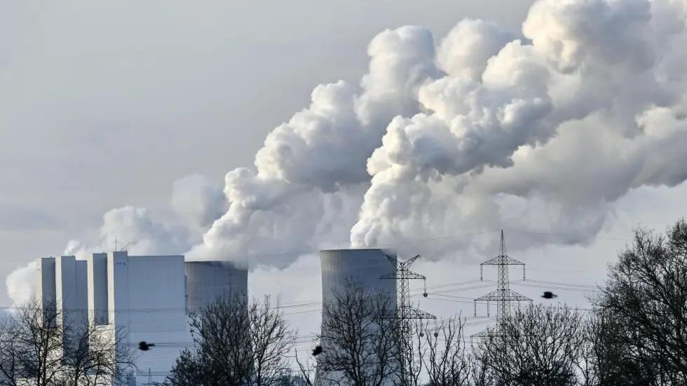 German climate goals at risk as emissions cuts slow