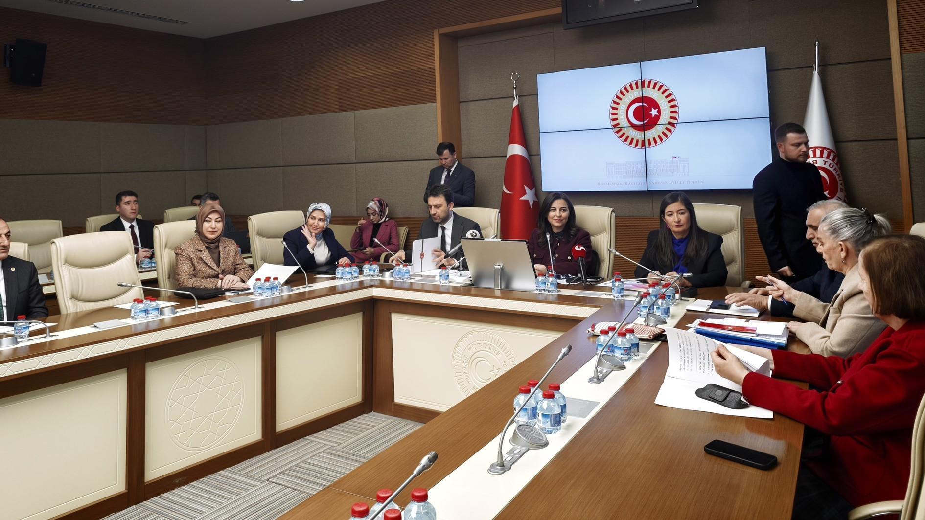 Poverty, family crime history drive child offenses, experts tell parliament