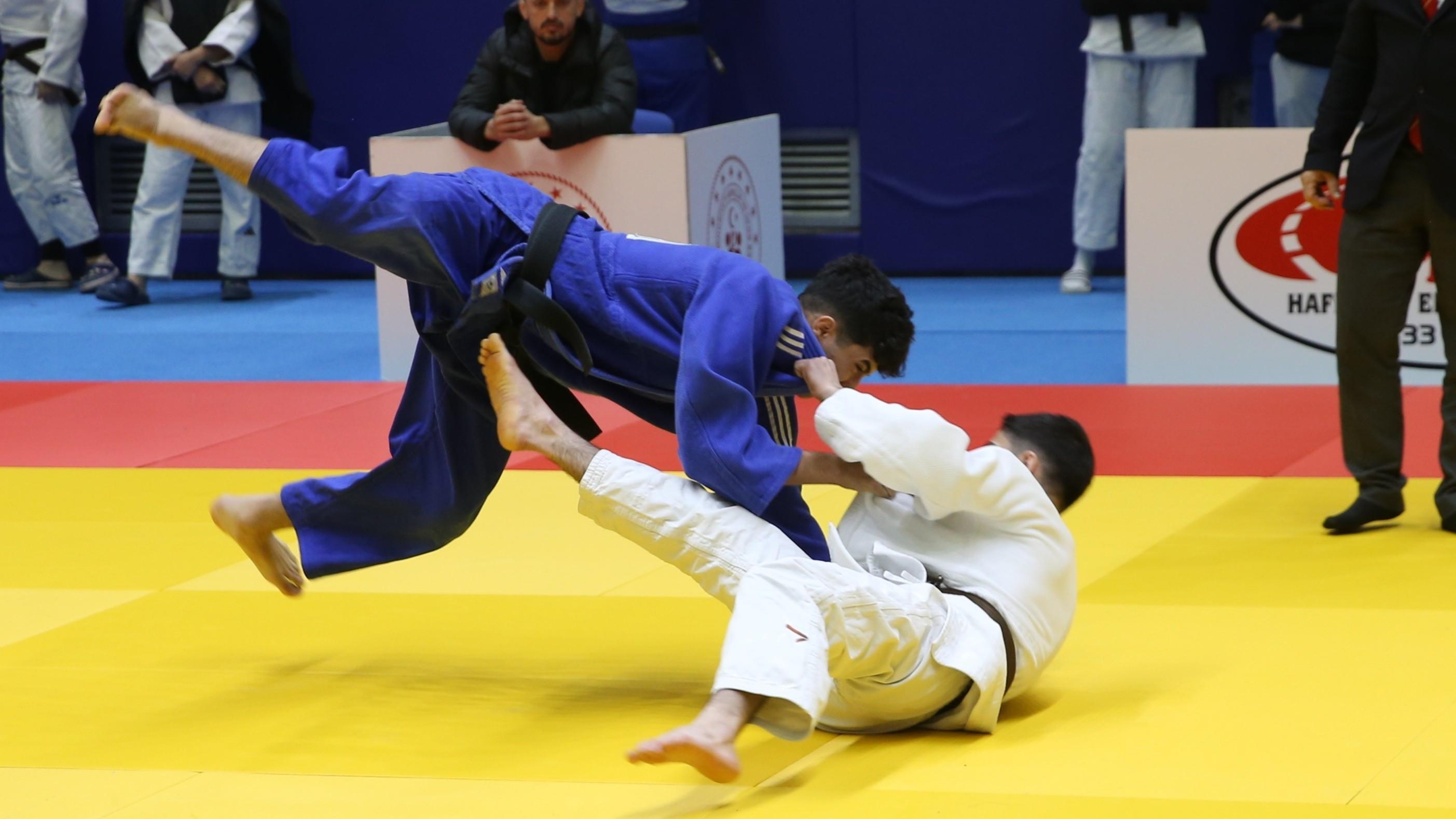 Nearly 50,000 students practice judo in schools across Türkiye
