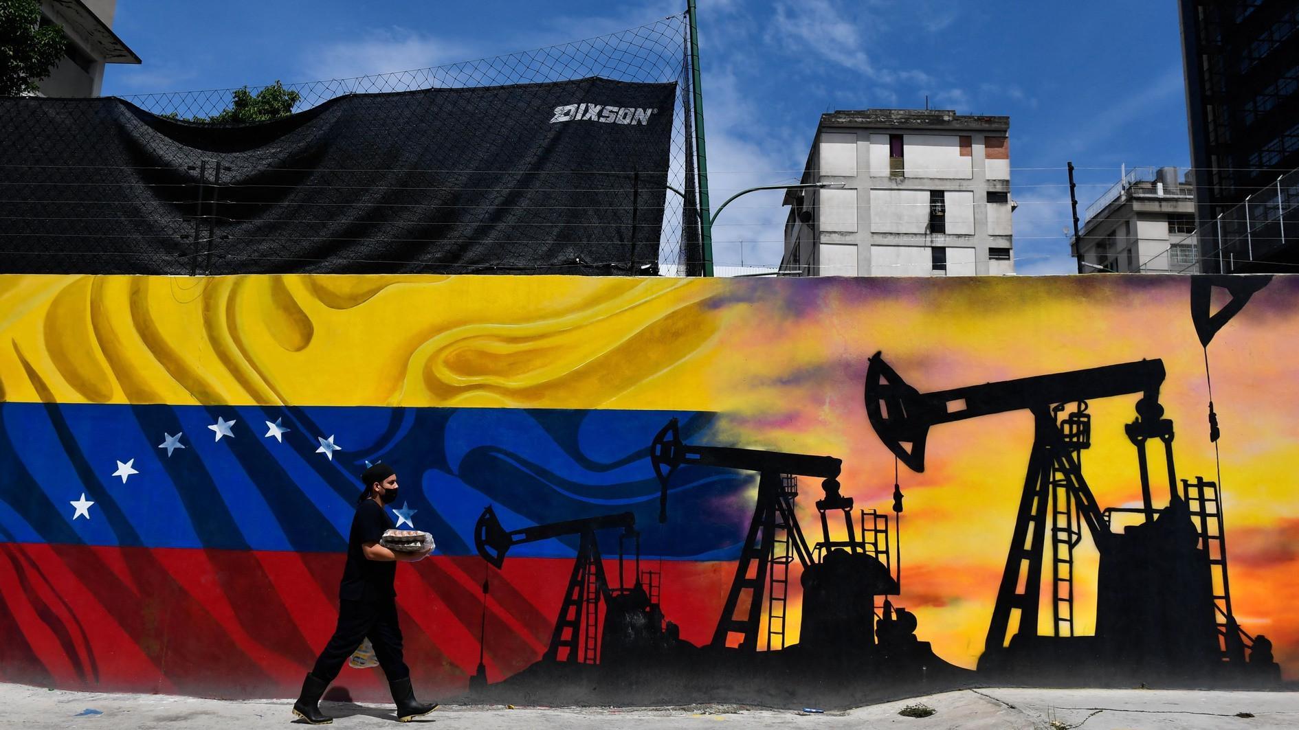 US energy secretary says will control Venezuelan oil sales 'indefinitely'