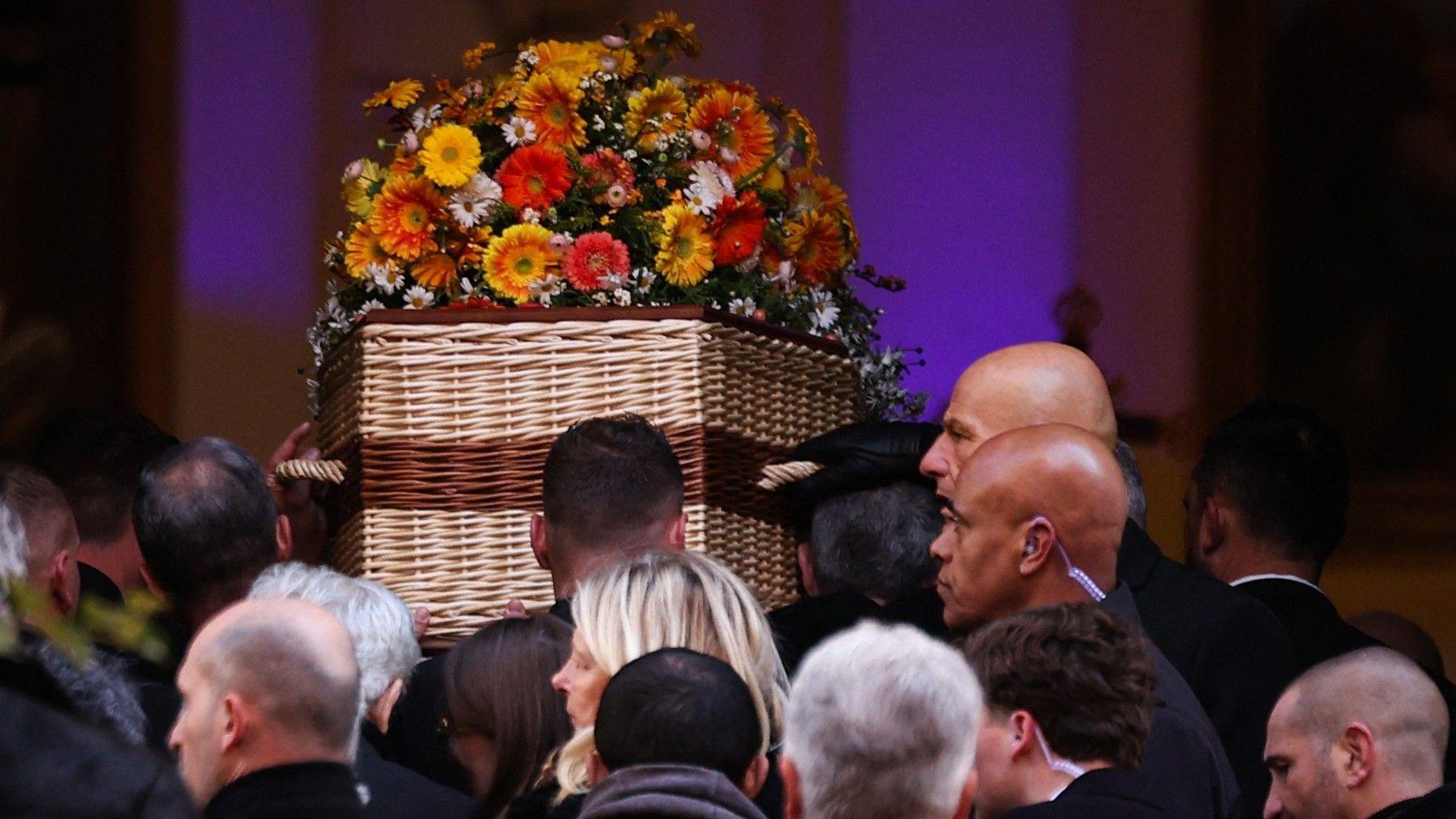 Saint-Tropez bids adieu to Brigitte Bardot with a funeral