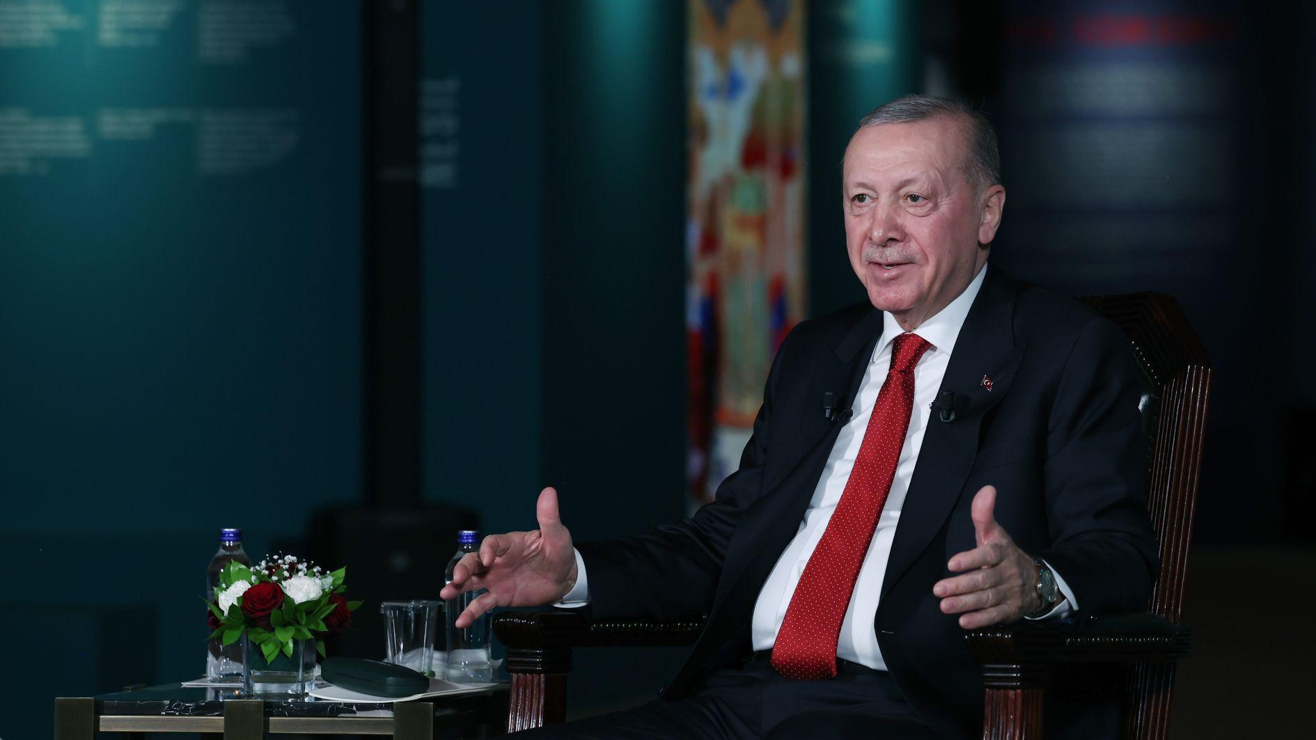 Erdoğan urges family growth amid demographic concerns