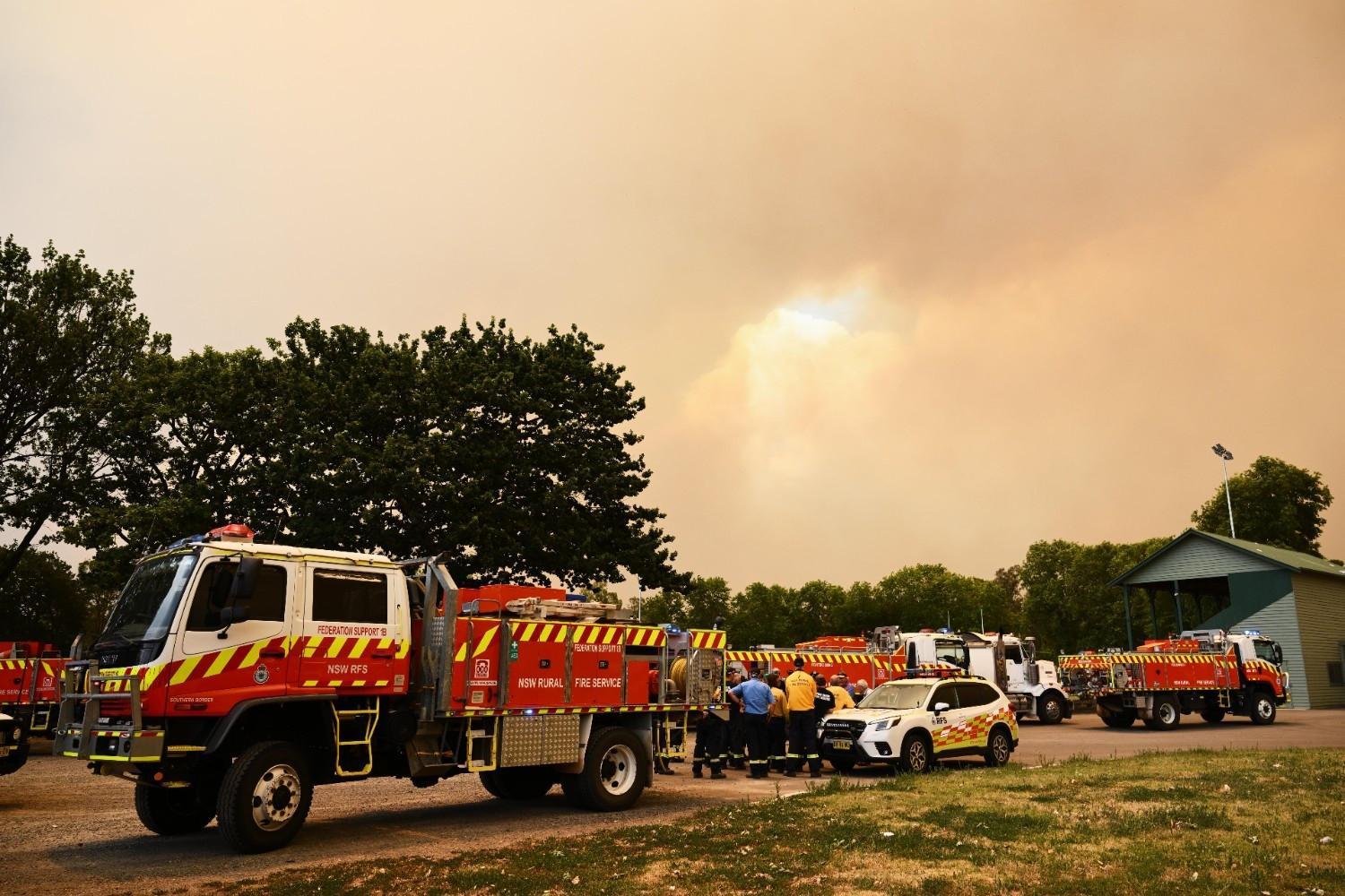 Australian firefighters warn of 'high-risk' bushfire season