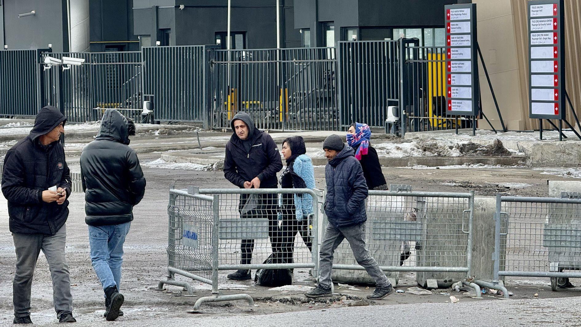 Defense officials deny mass influx from Iran amid unrest