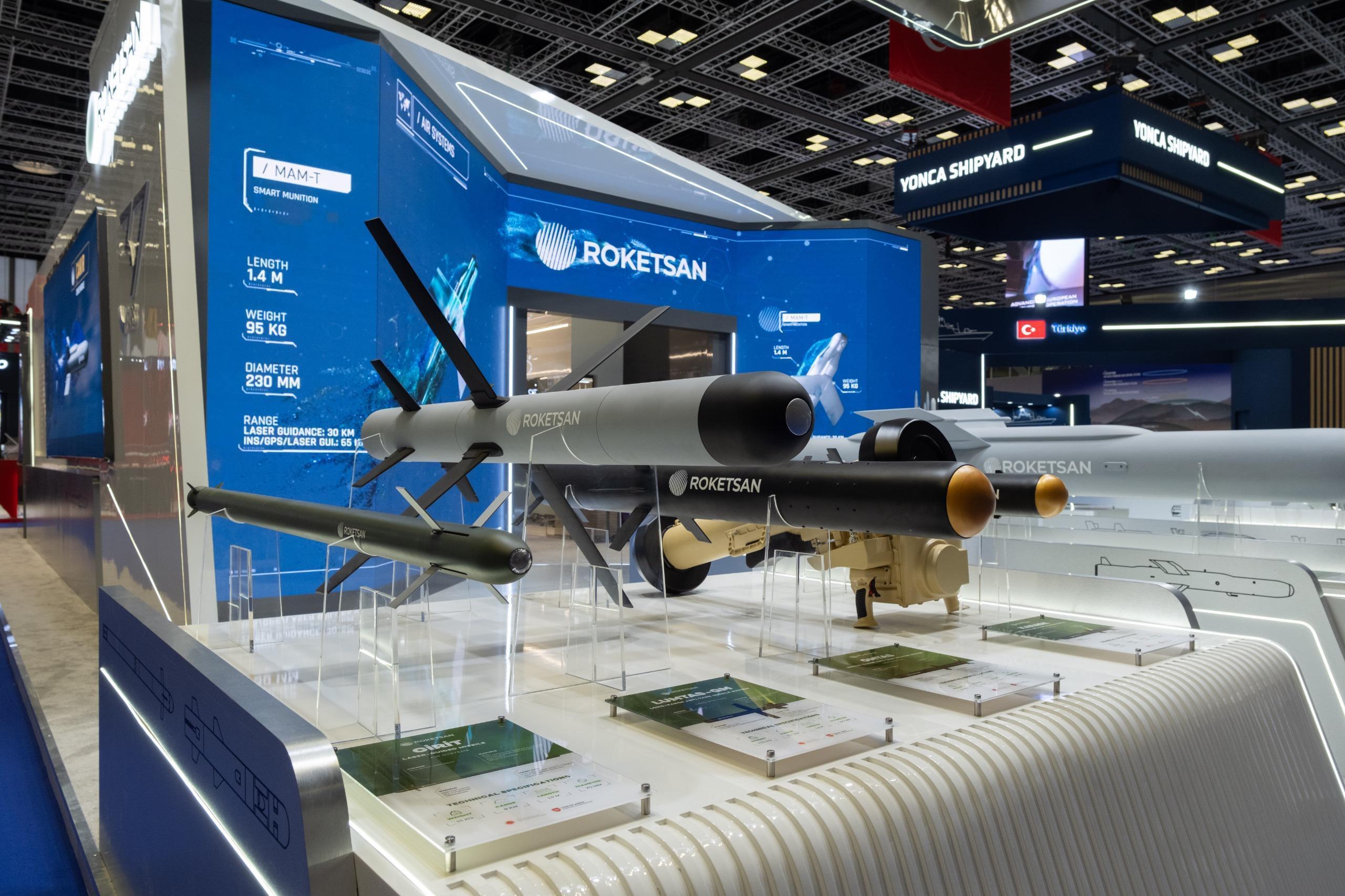 Roketsan displays missiles, UAV munitions at Qatar defense expo