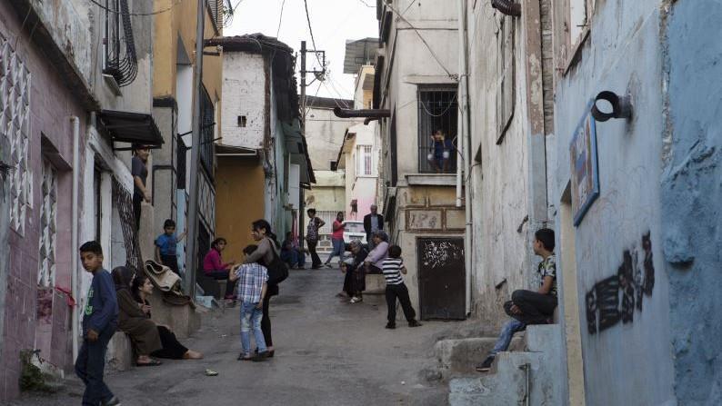 Türkiye advances action plan to improve Romani living standards