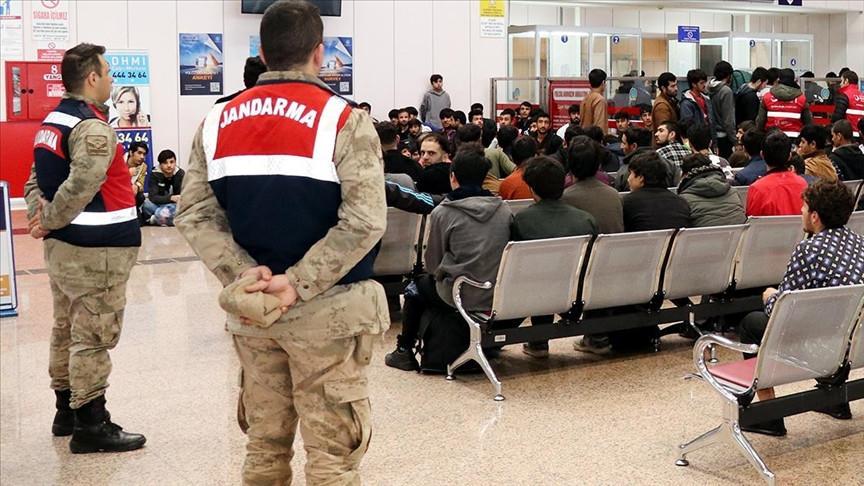 Türkiye apprehends 478 irregular migrants in nationwide checks