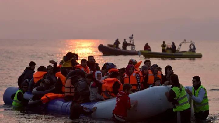 Greece seeks to toughen punishment for migrant smuggling