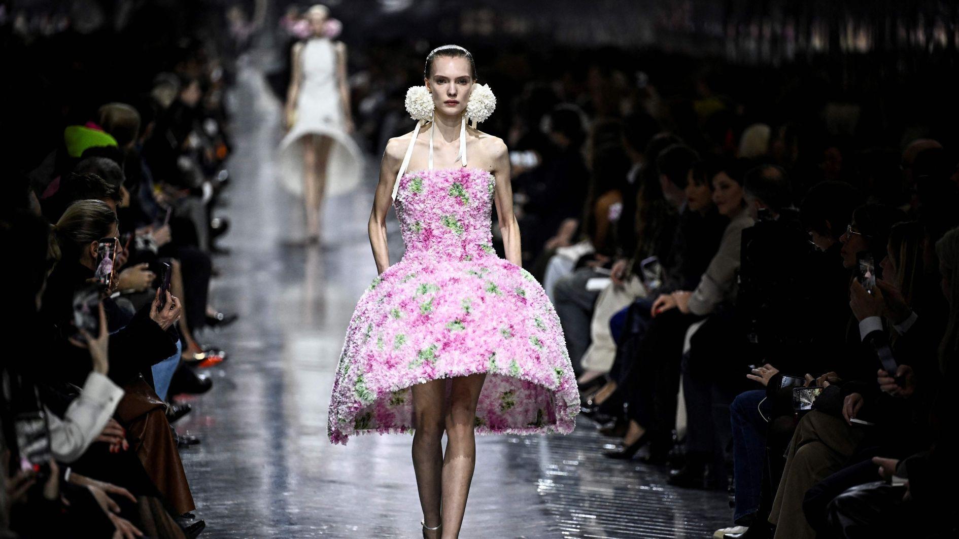 Anderson makes couture debut at Dior