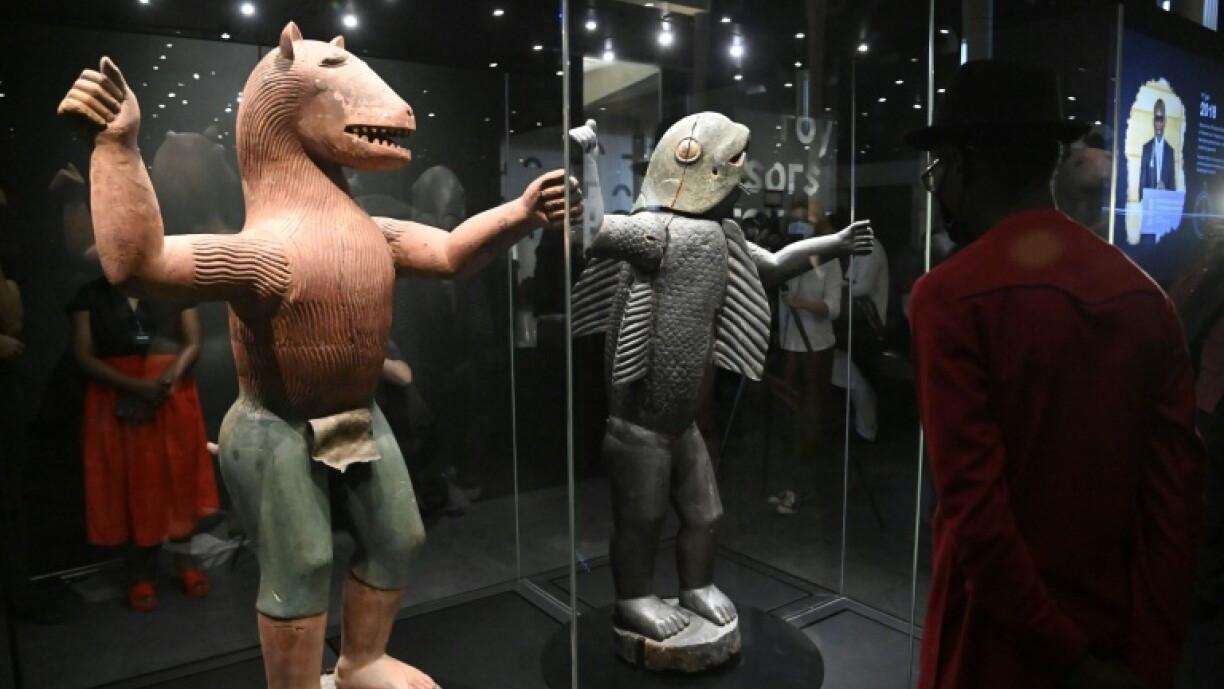 French Senate adopts bill to return colonial-era art