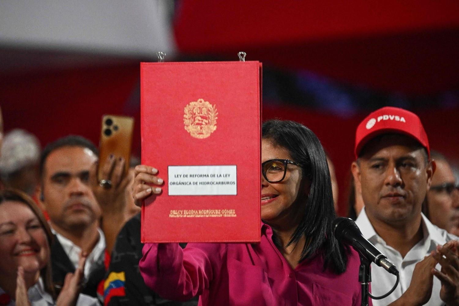 US eases Venezuela sanctions after oil sector reforms