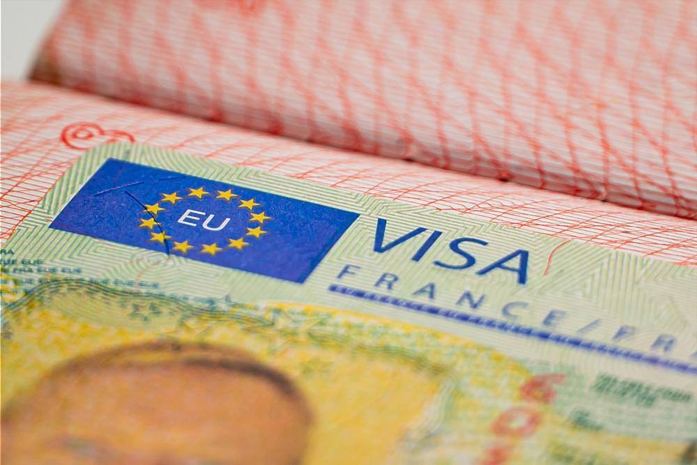 EU links visa policy to migration cooperation, tighter visa-free oversight