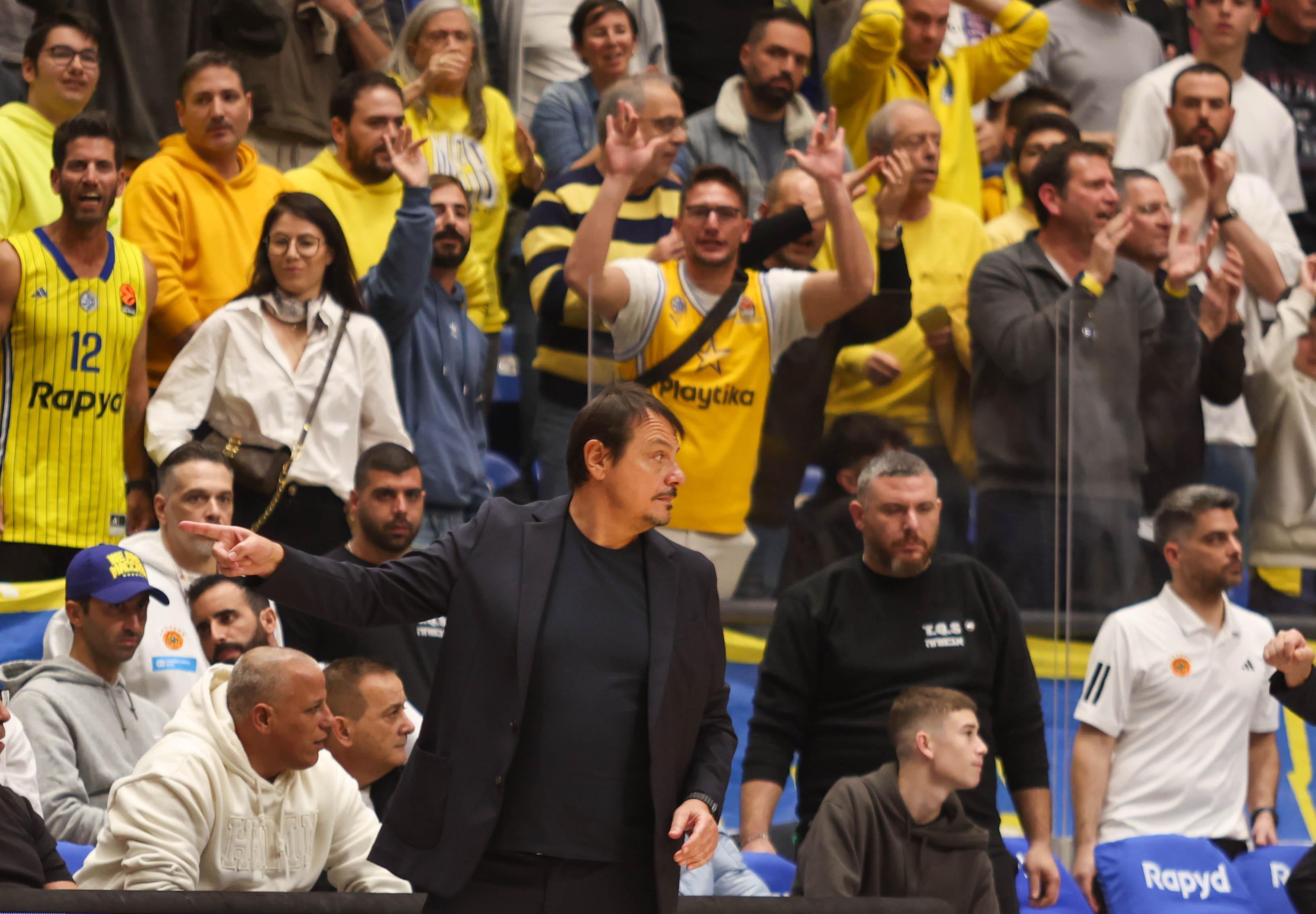 EuroLeague fines Israeli team 12,000 euros for abusive chants at Turkish coach