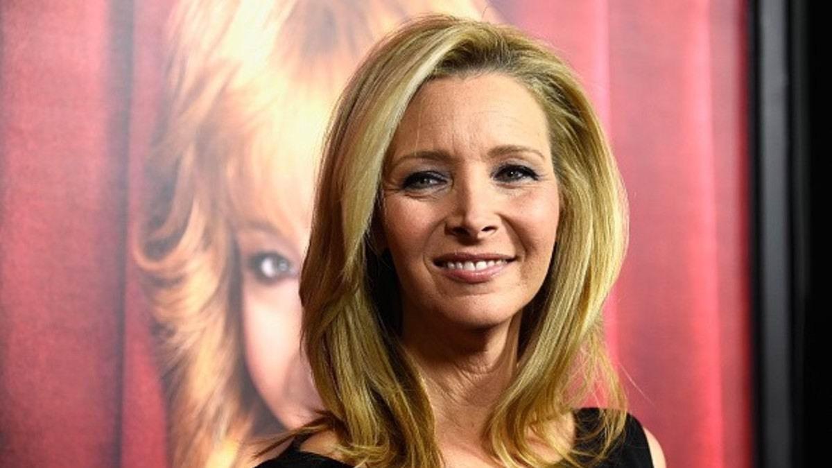 Lisa Kudrow urges preservation of Warner Bros studio lot ahead of sale