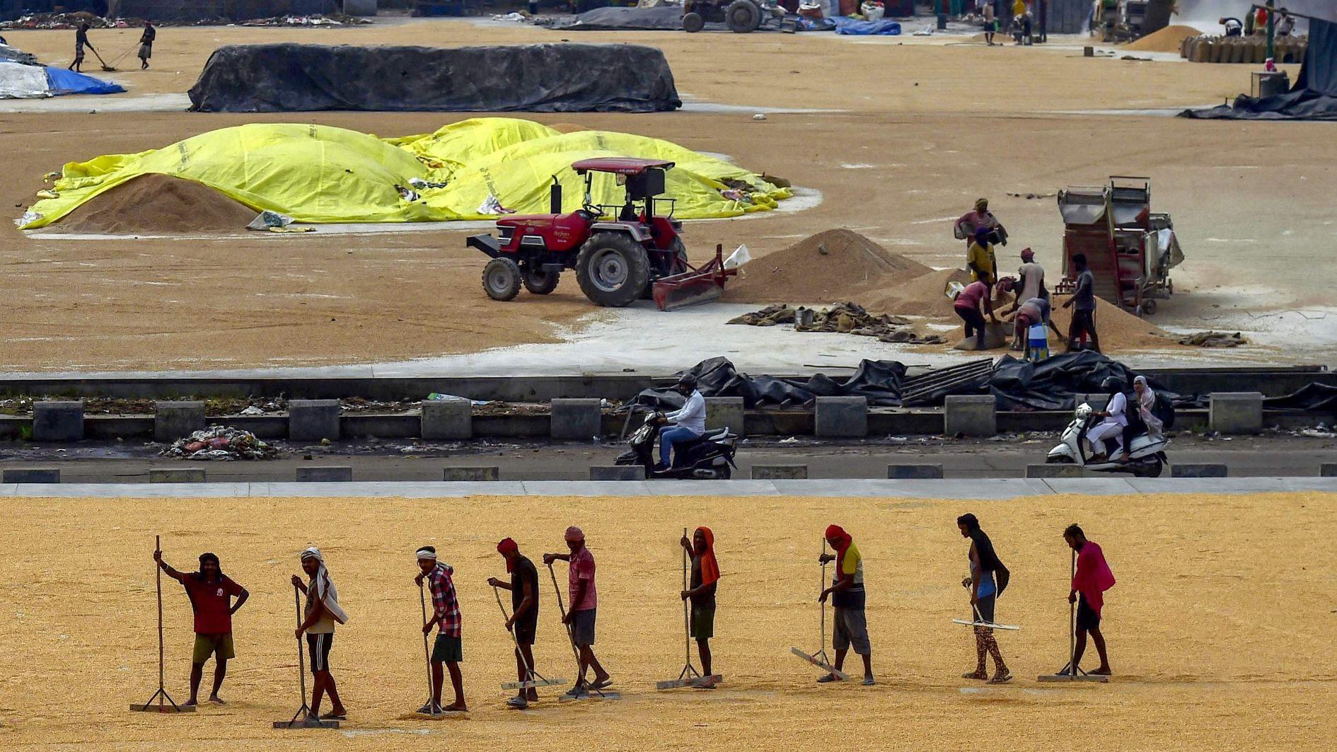 India's Modi lauds interim trade pact after US tariff rollback