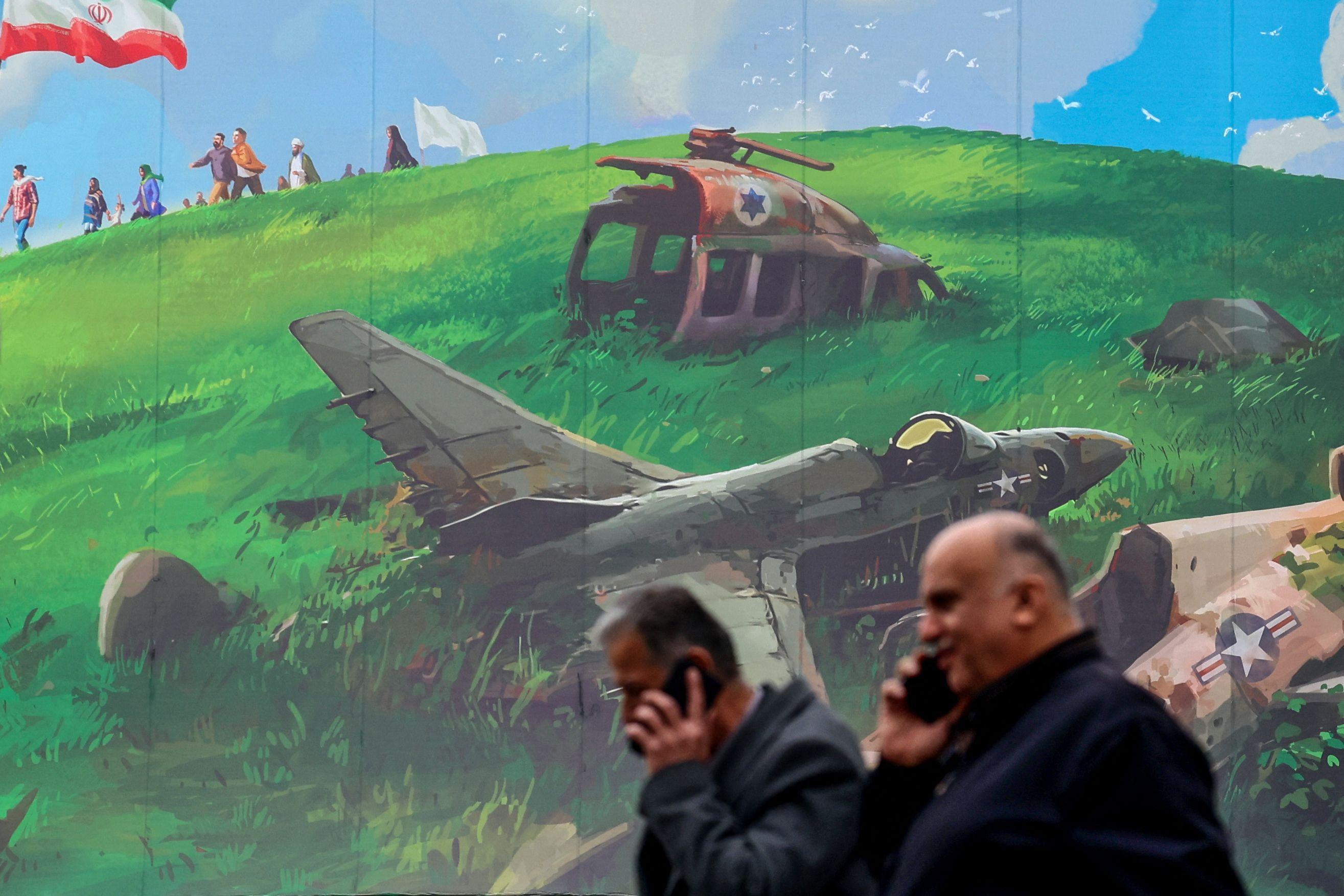 Iran defies US threats to insist on right to enrich uranium