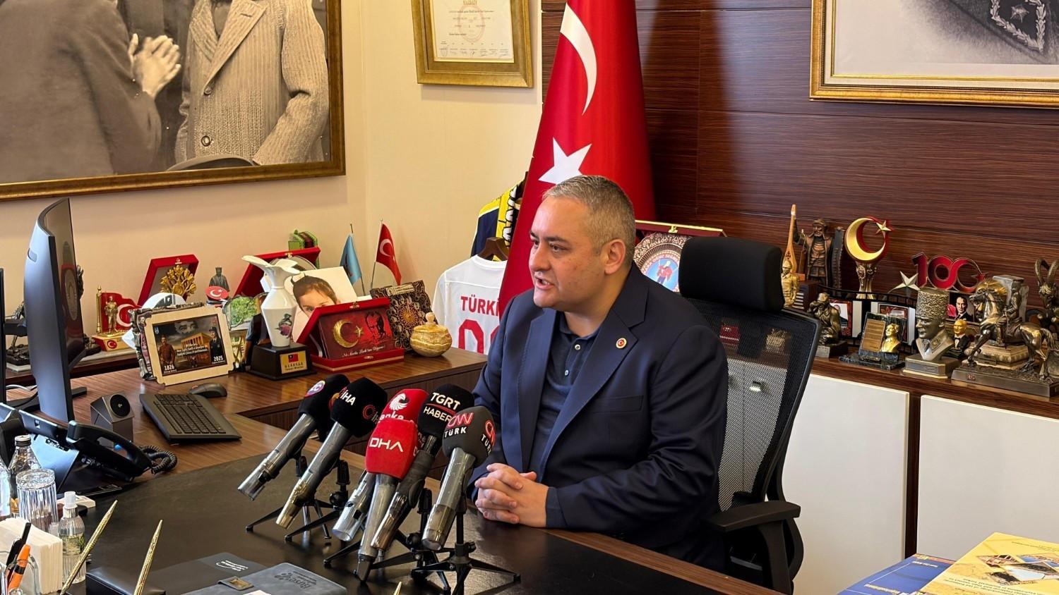 Ankara district mayor resigns from CHP amid transfer speculation