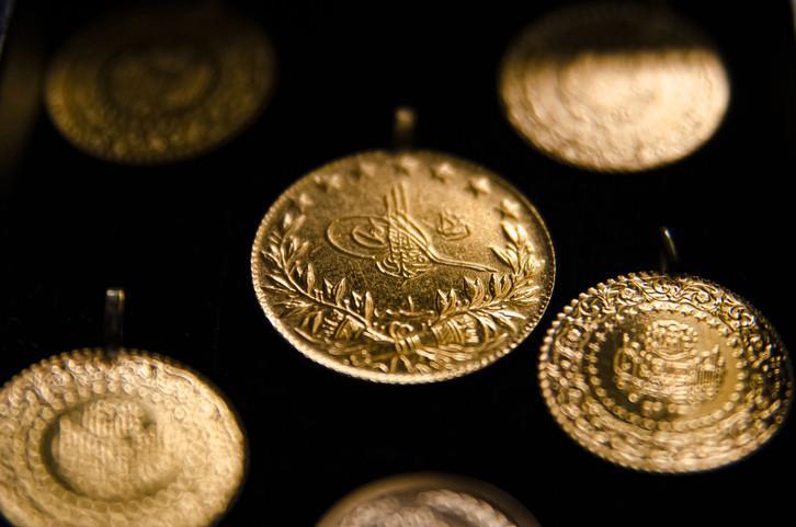 ALTIN FİYATLARI CANLI VE ANLIK SON DAKİKA 11 ŞUBAT 2026 (TAKİP GRAFİĞİ) || Bugün 1 gram altın, çeyrek altın, ONS altın ne kadar, kaç TL oldu Altın fiyatları düşüyor mu, yükseliyor mu Kapalıçarşı gram altın alış satış fiyatları...