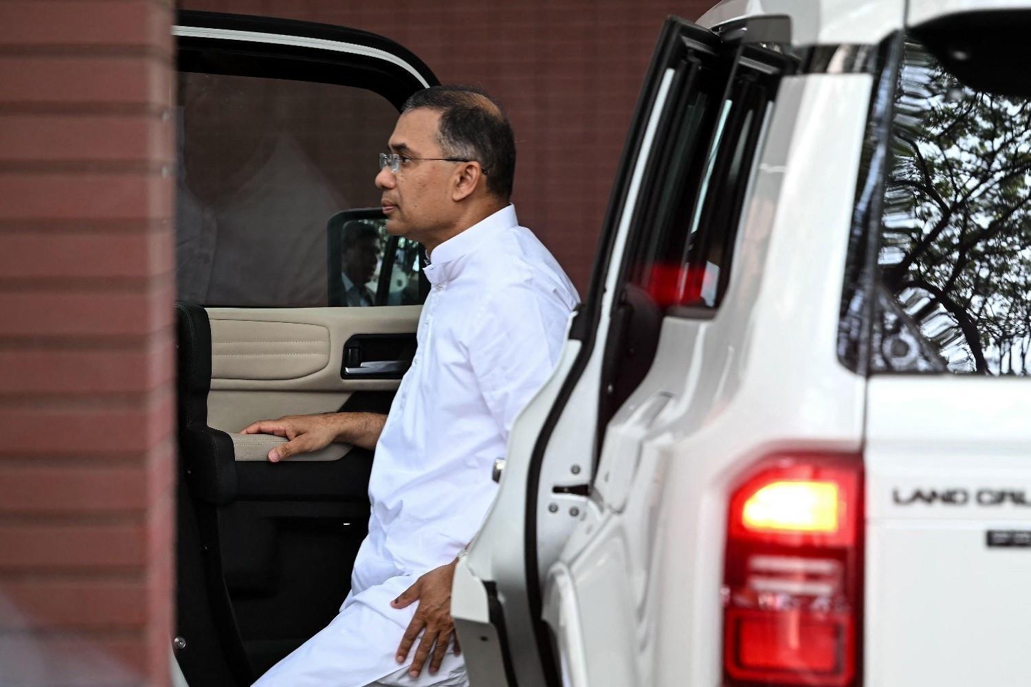 Bangladesh nationalists claim big election win