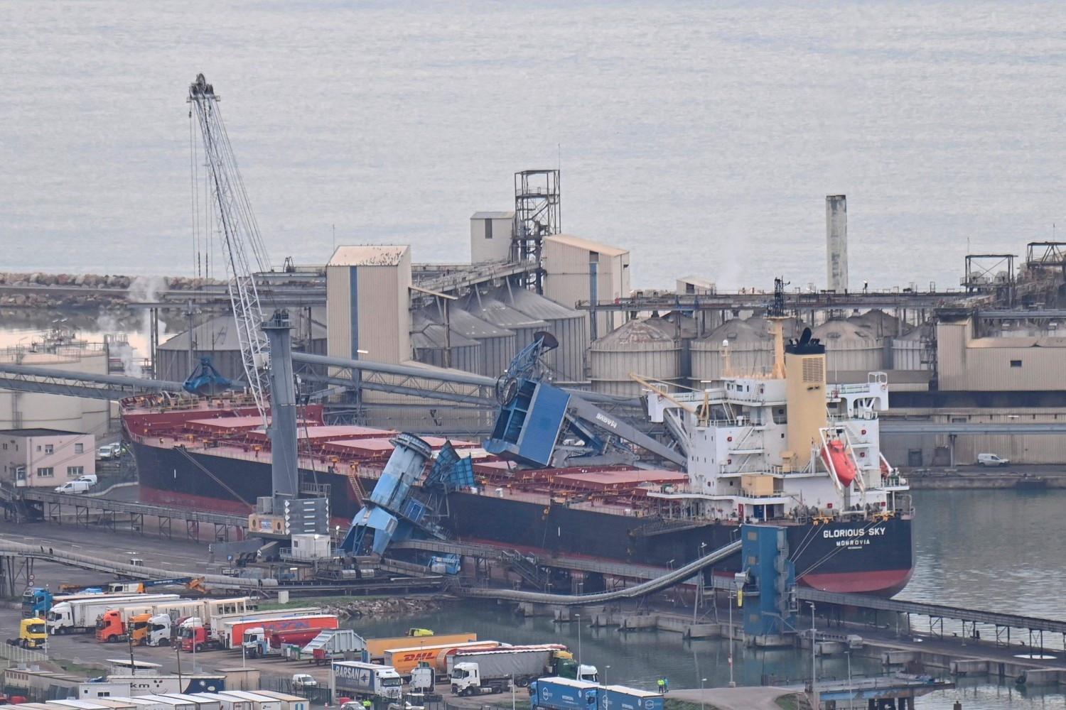 Three dead, many without power after storm lashes France and Spain