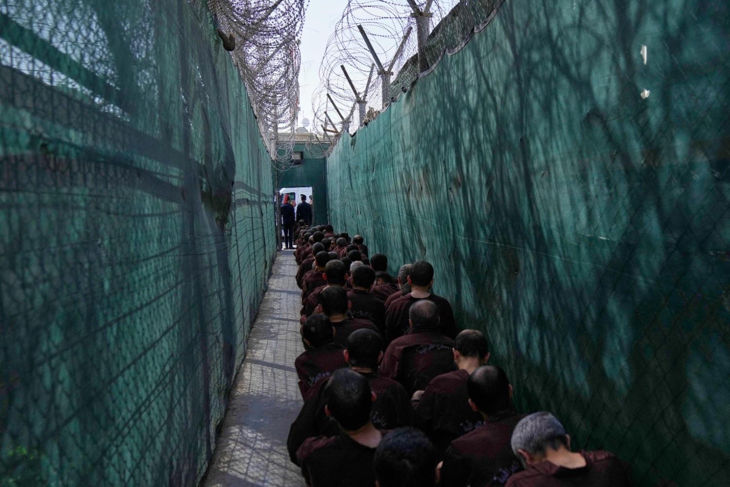 US completes transfer of ISIL detainees from Syria to Iraq: CENTCOM