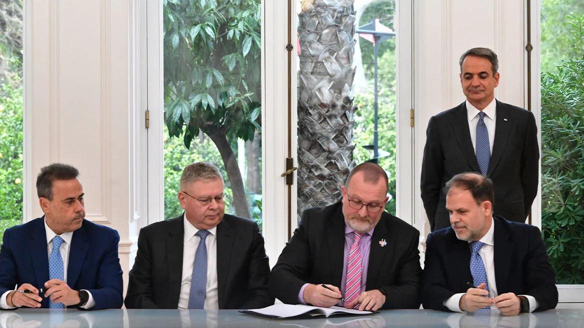 Greece signs deals with Chevron for hydrocarbon exploration