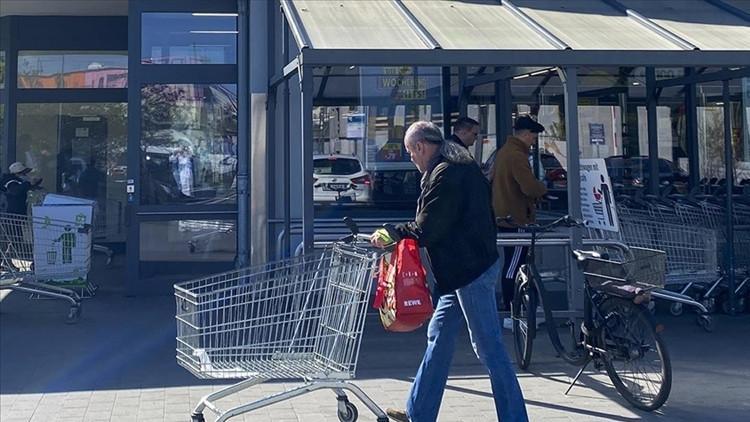 Almanya’da yıllık enflasyon yüzde 2,1’e yükseldi