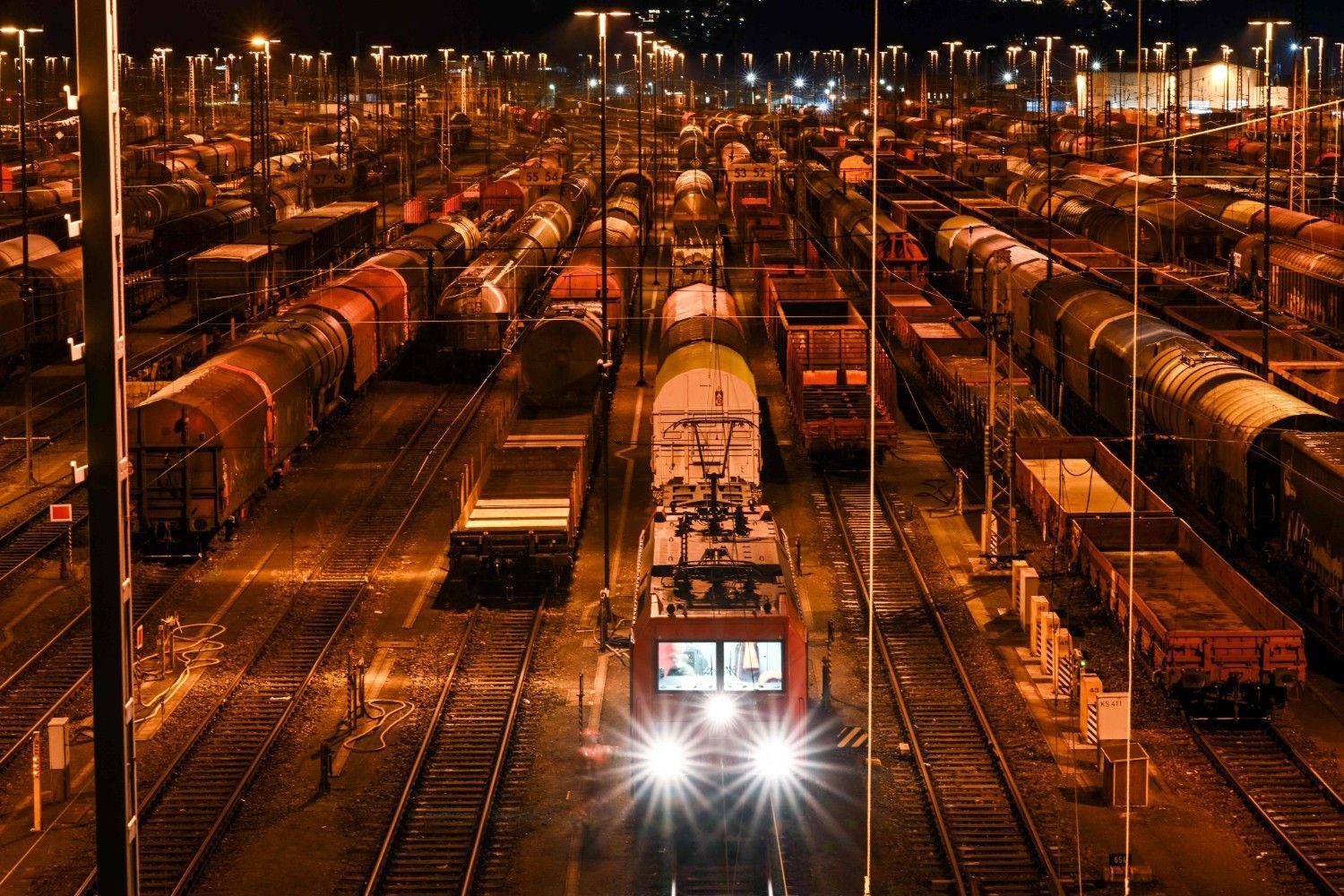 German railways to cut 6,000 jobs at cargo subsidiary