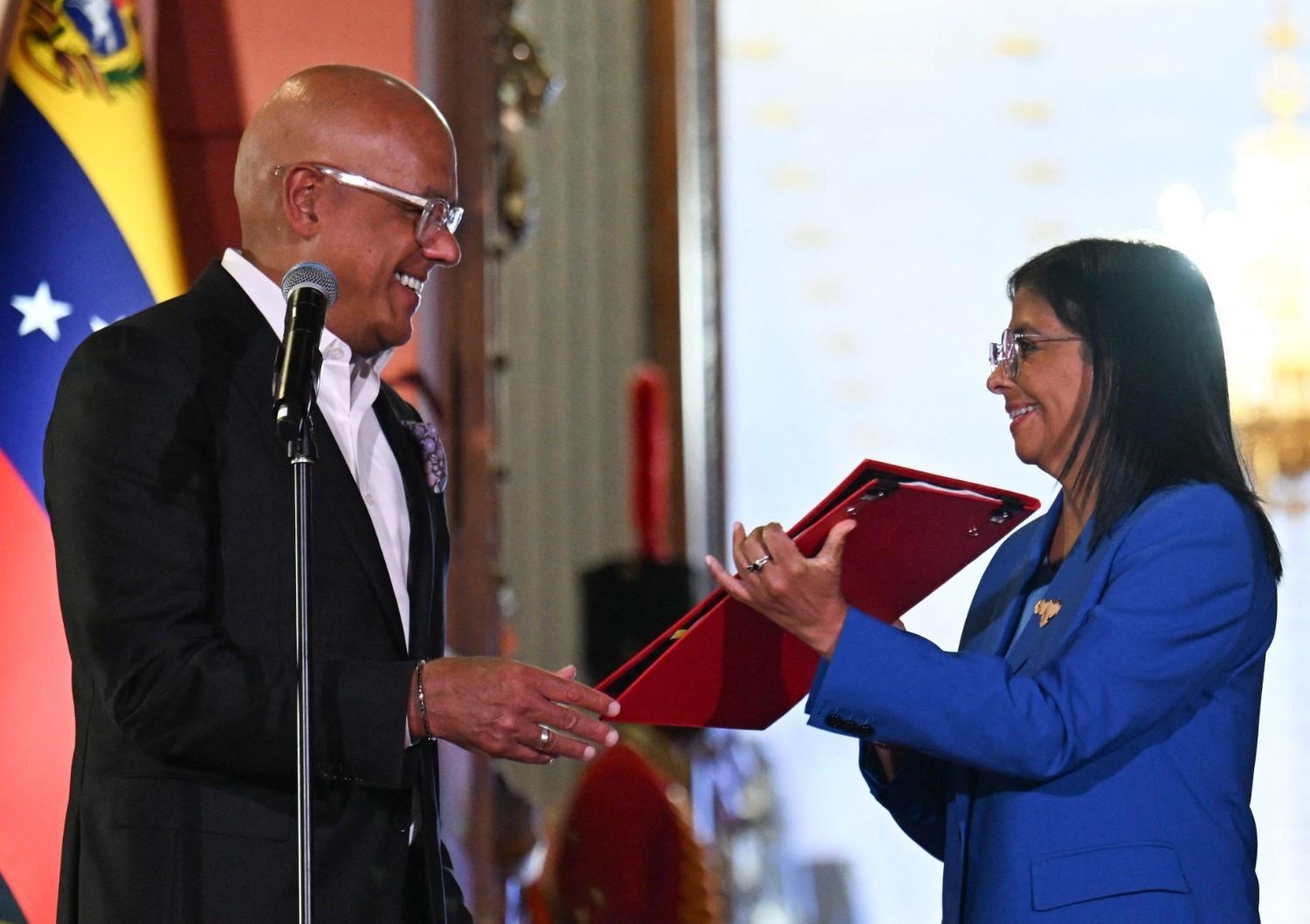 Venezuela parliament unanimously approves amnesty law