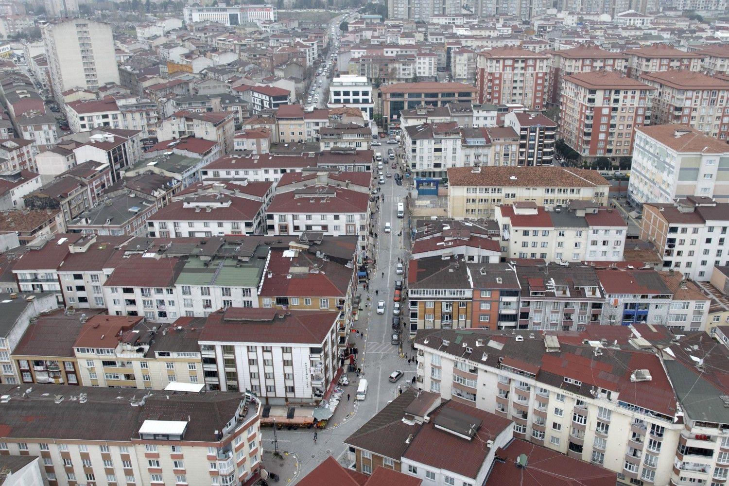 Istanbul’s most crowded district rejects its image of crime hub