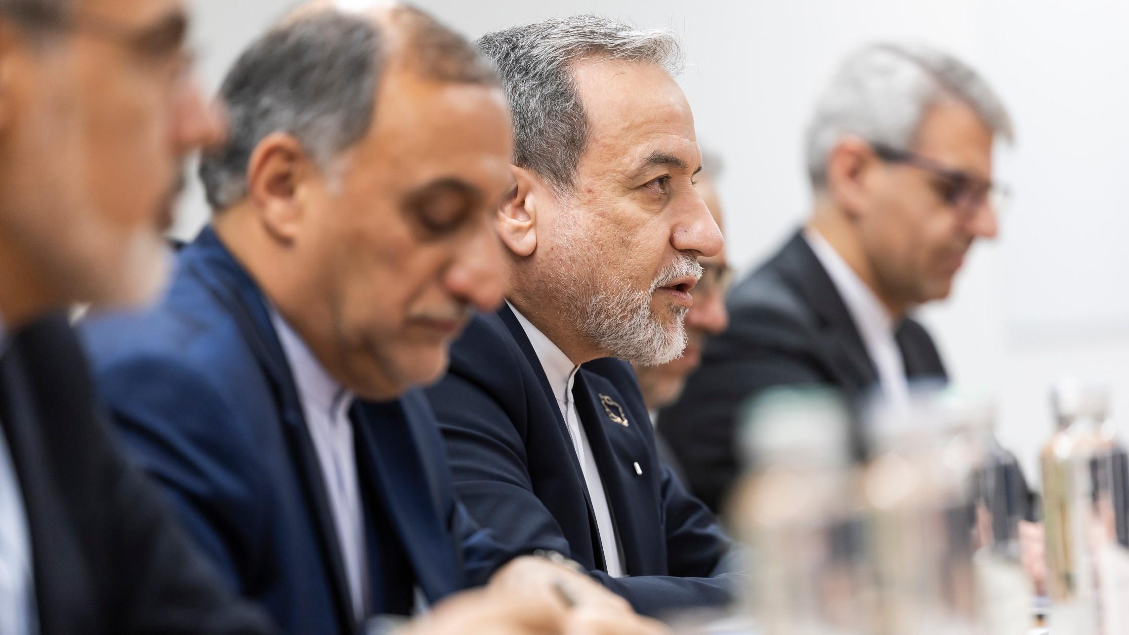 Iran says has right self-defence if US talks fail