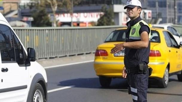 Higher traffic fines set to deter illegal taxi services in Türkiye
