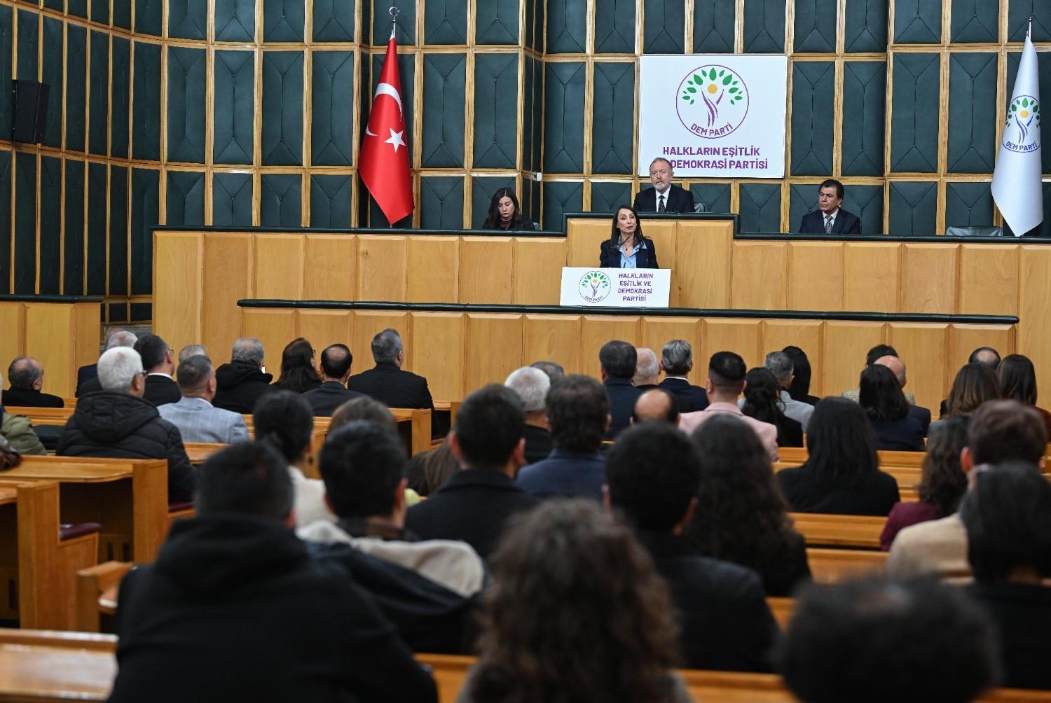 DEM Party urges minimum wage to reach half of poverty line