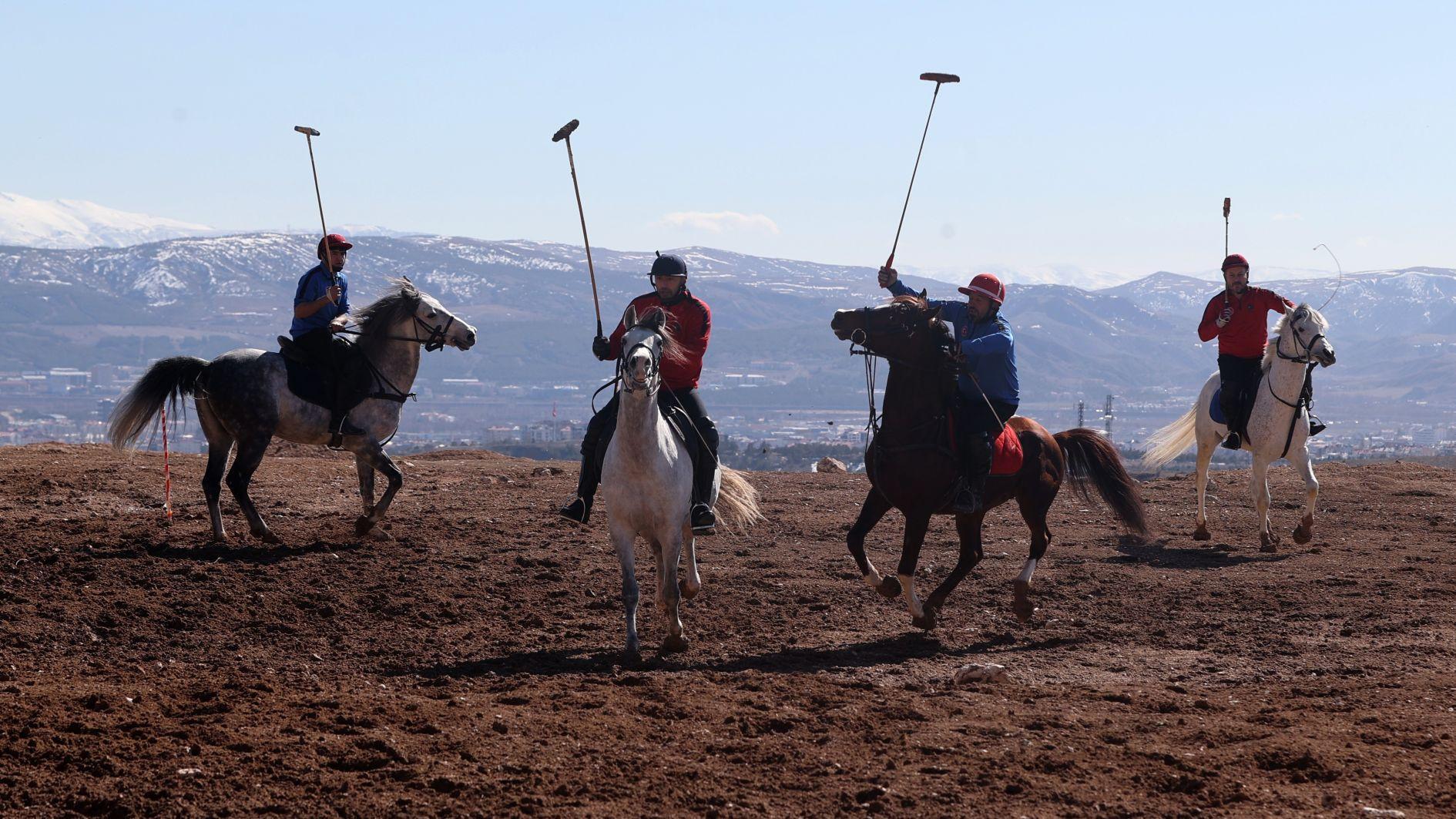 Centuries-old tradition of çevgan kept alive in Sivas