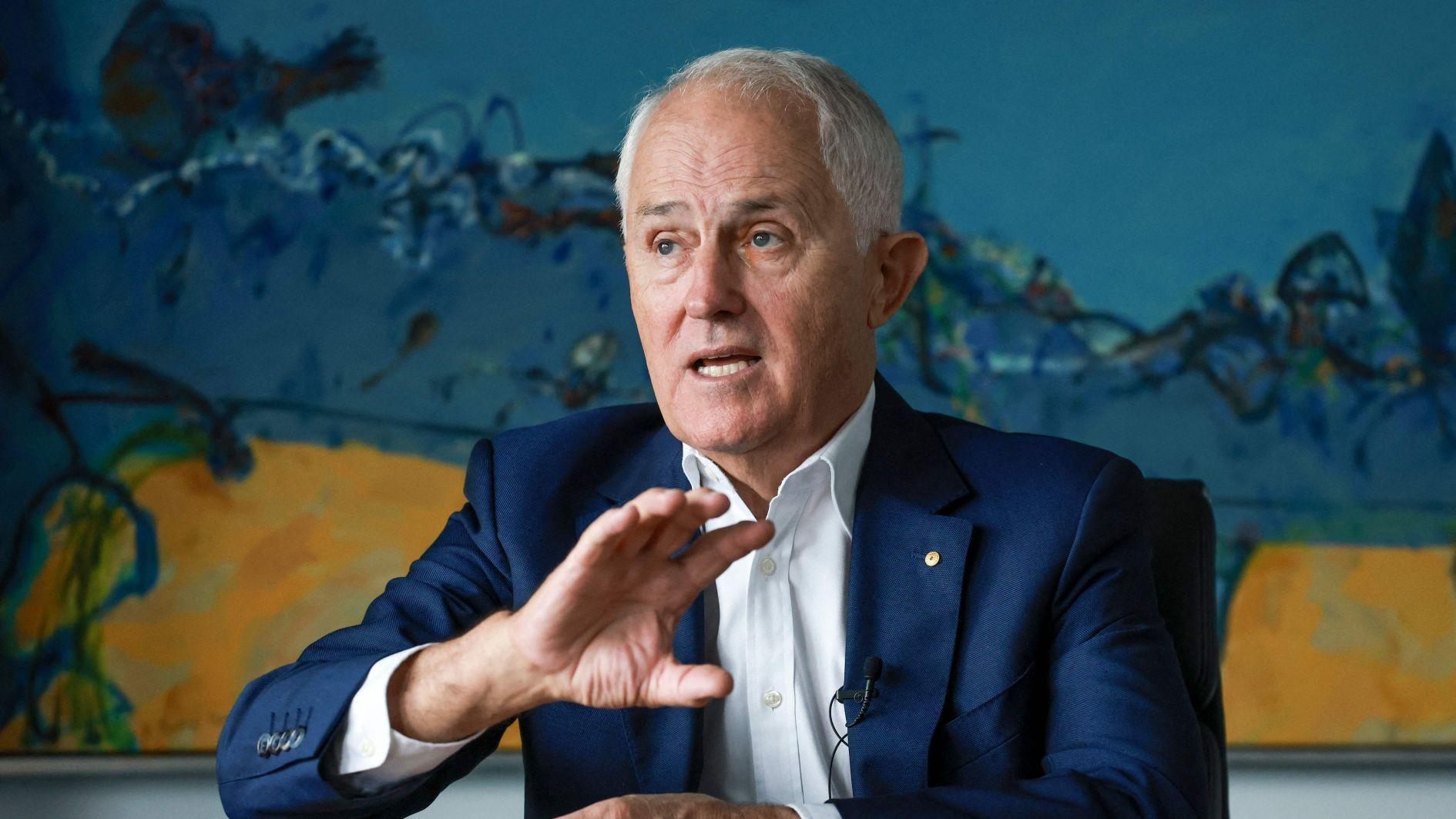 Ex-PM urges Australia to ditch UK monarchy