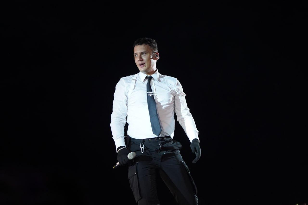 Turkish pop star Edis detained in high-profile drug probe