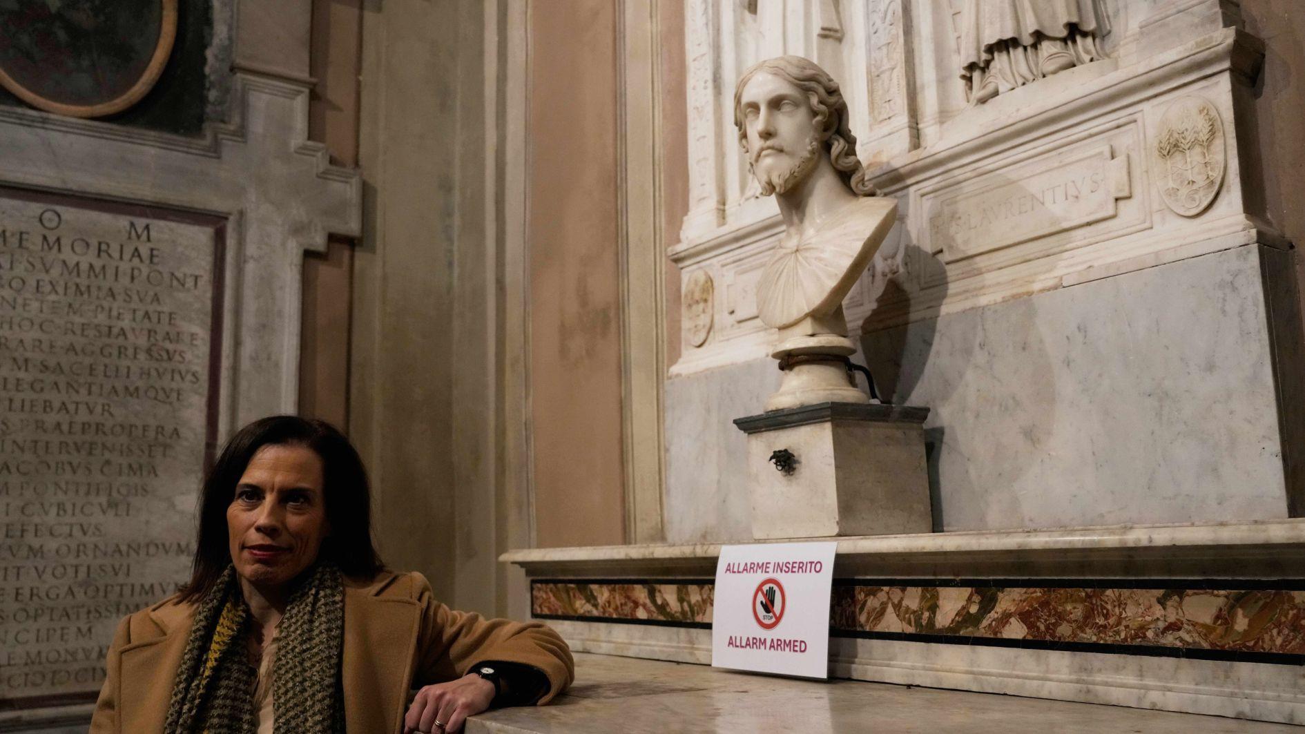 Michelangelo's works hidden in 'secret room', researcher says