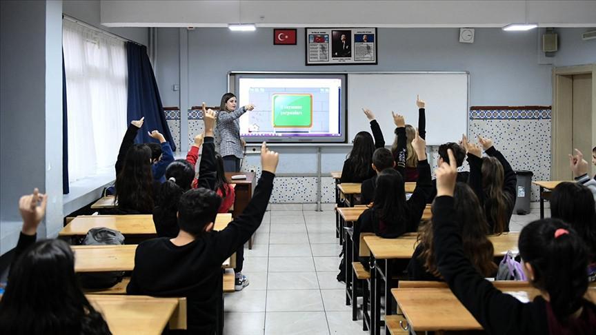 Ministry to require C1-level Turkish for foreign teachers