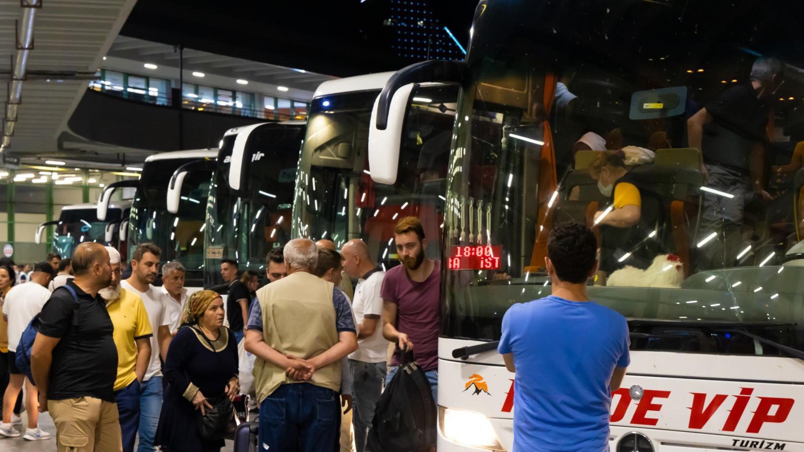 Bus travel demand rises in Türkiye as Eid holiday coincides with school break