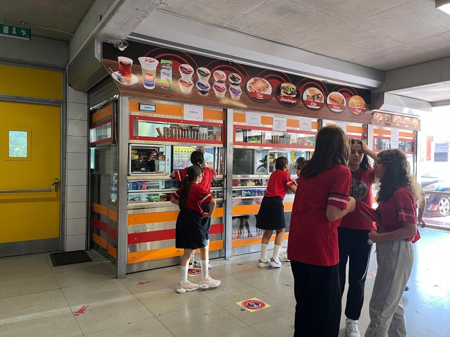 Istanbul launches meal support initiative for students