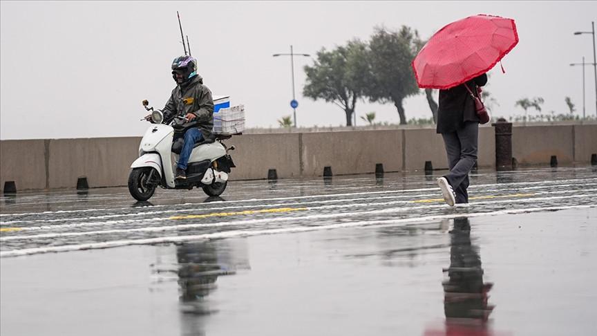 Türkiye braces for cold, rainy weather during Eid holiday