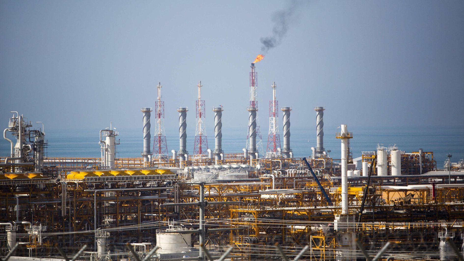 Iran targets Gulf energy sites after gas field strike