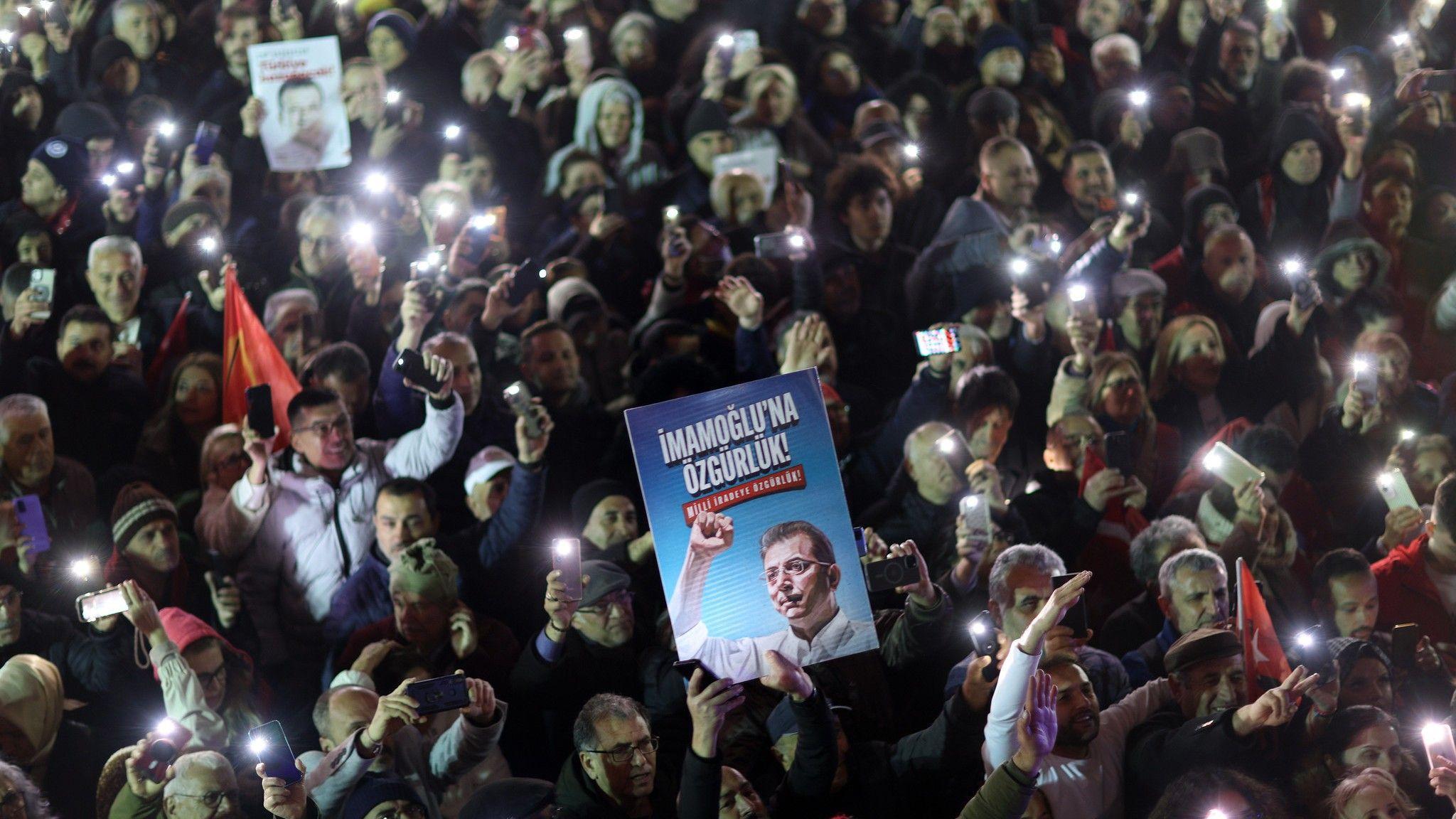 CHP rallies at Saraçhane one year after İmamoğlu’s arrest