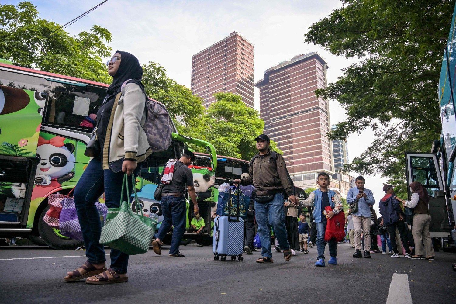 Indonesia eyes $4.7 billion in savings to brace for war impacts