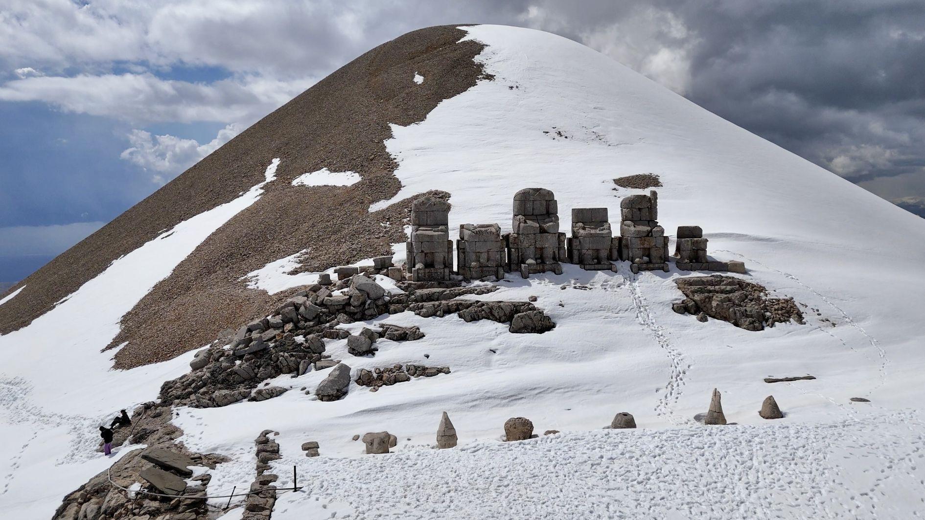 Mount Nemrut welcomes season’s first visitors
