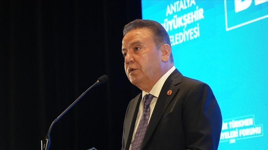 Court orders arrest of suspended Antalya mayor in graft probe