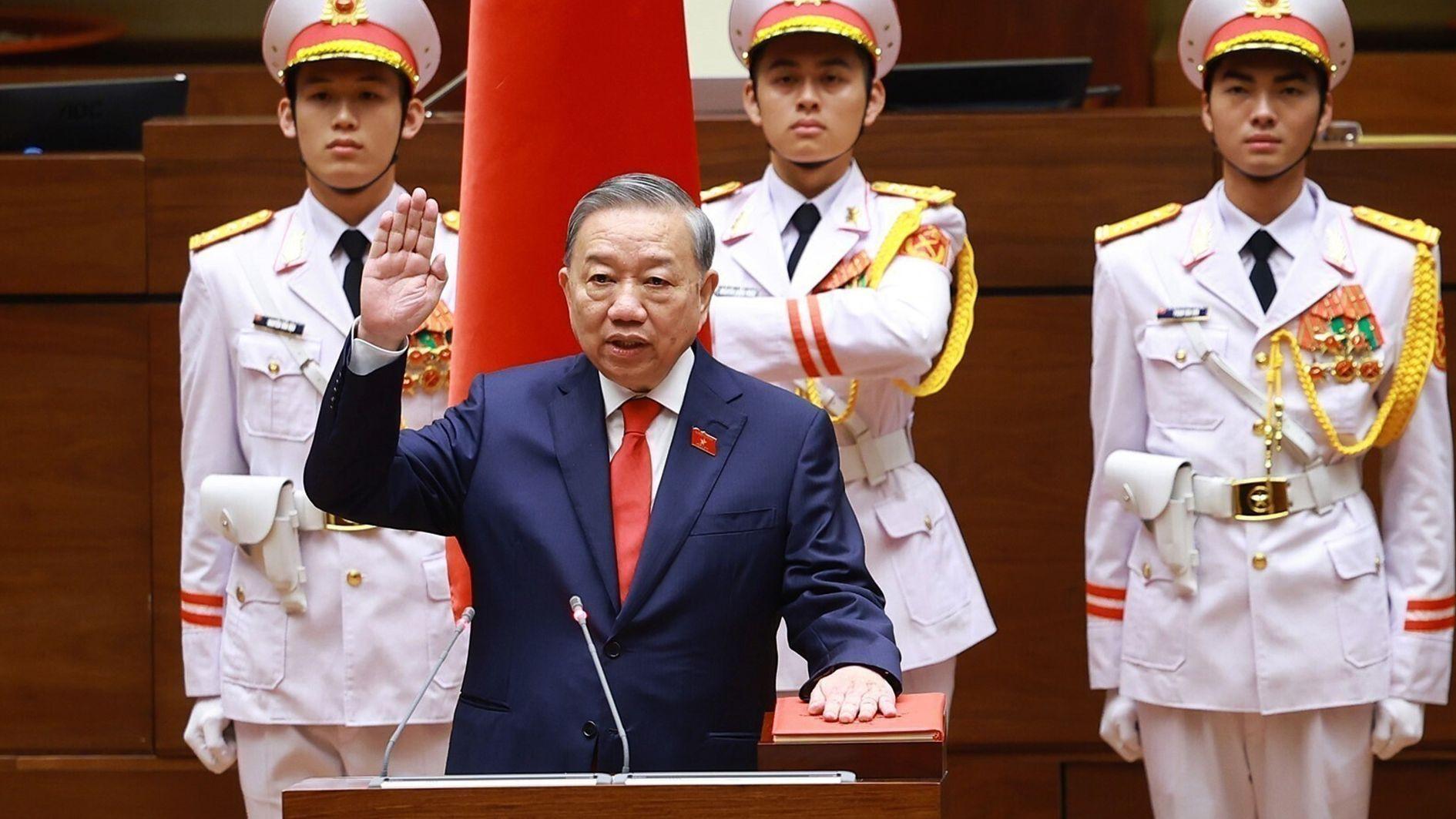 Vietnam confirms top leader's visit to China next week